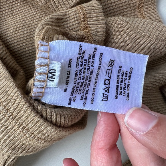 Anthropologie T. La Brown Tan Ribbed Long Sleeve Tee in Size Medium - Picture 4 of 4